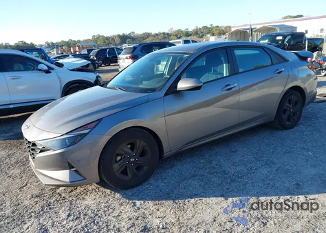 2023 Hyundai Elantra Sel from USA, damaged, VIN KMHLM4AG5PU549177